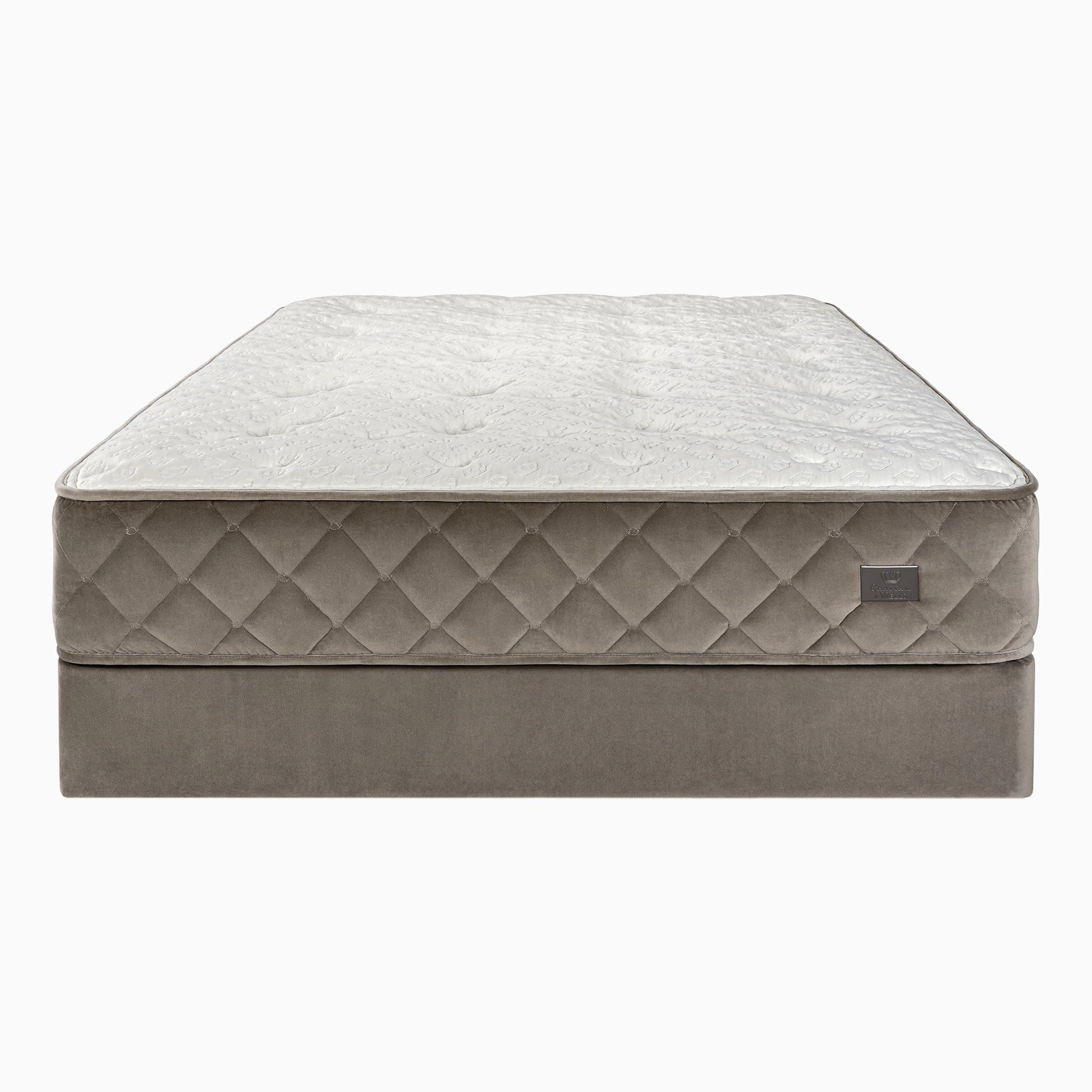 Chattam & Wells Lismore luxury firm mattress — front view